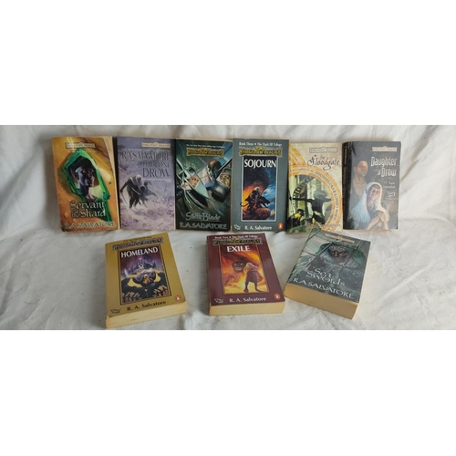 305 - Nine vintage Forgotten Realms books to include The Silent Blade, Servant of Shard, Daughter of the B... 