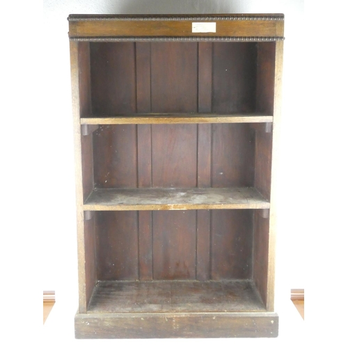 371 - A vintage oak bookcase.