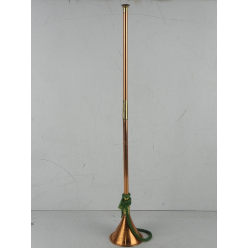 378 - A vintage copper hunting horn.