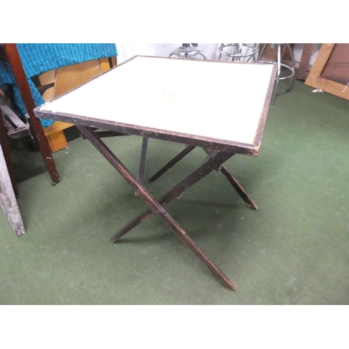 485 - A vintage folding card table.