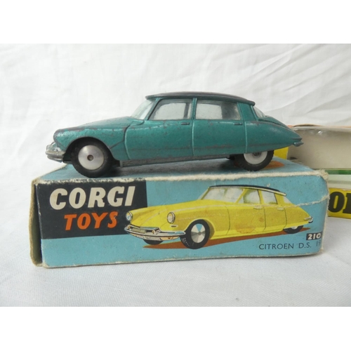 117 - Three vintage boxed Corgi toy vehicles - 162 Whizzwheels Quatermaster Dragster, 454 Commer (5 ton) p... 