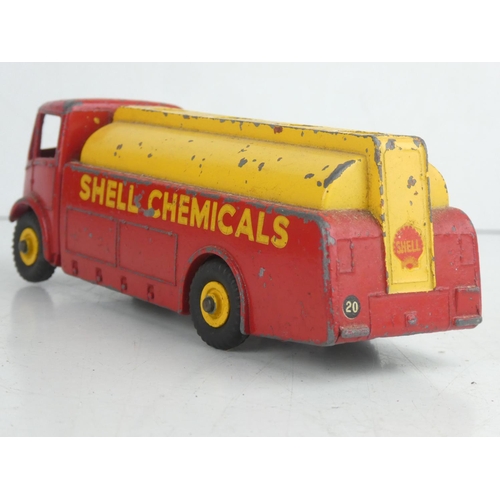 60 - A diecast Dinky Super Toys 'Shell Chemicals' AEC Monarch Thompson Tank.