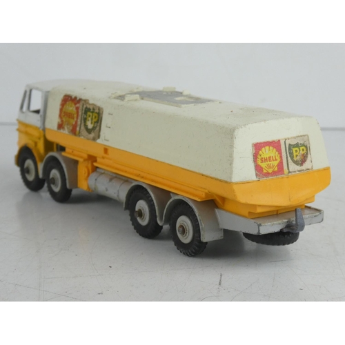 71 - A Dinky Super Toys Shell/ BP Leyland Octopus tanker truck.