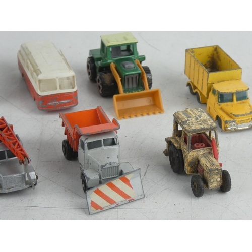 85 - A collection of 10 vintage diecast cars.