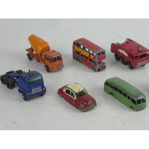 90 - A collection of 10 vintage diecast cars.