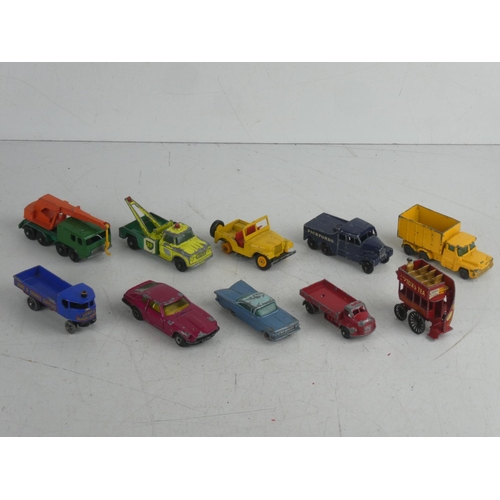 91 - A collection of 10 vintage diecast cars.