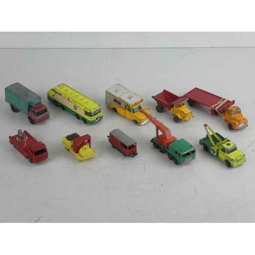 95 - A collection of 10 vintage diecast cars.