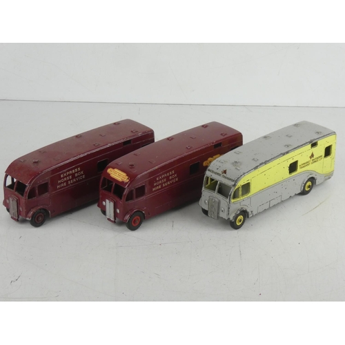 524 - Three vintage Dinky Supertoys 'Horse Boxes' - British Railway, Express and Newmarket Racehorse Trans... 