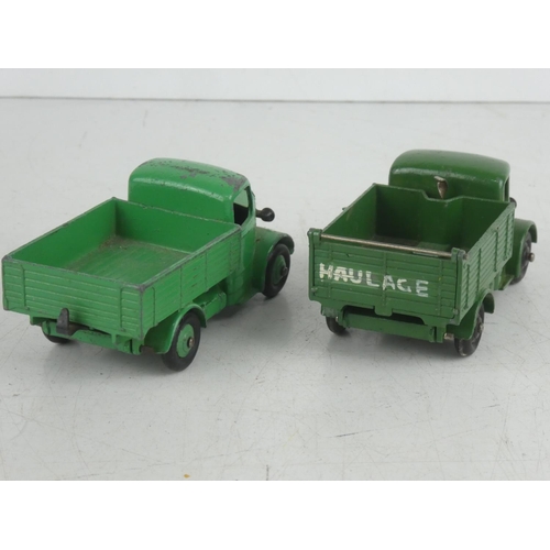 538 - Two vintage Dinky Toys Bedford trucks.