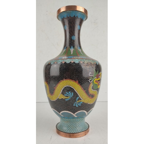 16 - A stunning antique Chinese cloisonné vase, with dragon design, measuring 26cm tall.