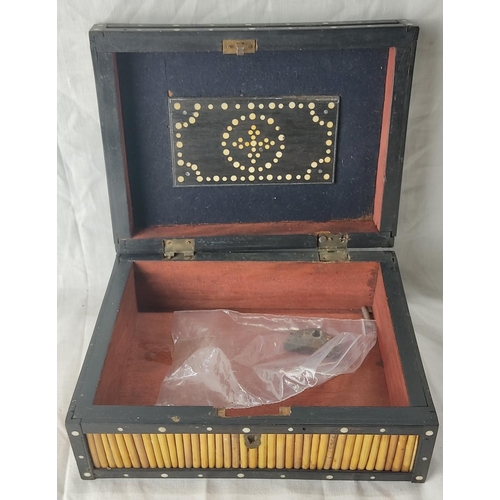 84 - A vintage porcupine quill jewellery box (a/f).