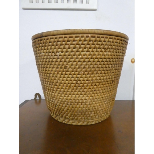 Lot 253       