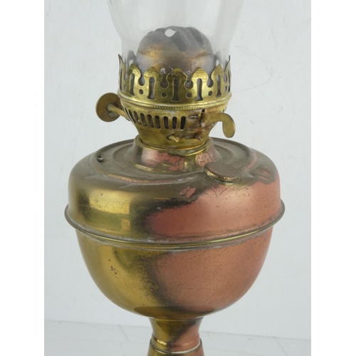 467 - A vintage gilt brass oil lamp.