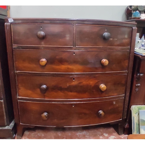 223 - A stunning antique mahogany bow fronted chest of five drawers, measuring 113cm x 118cm x 50cm.