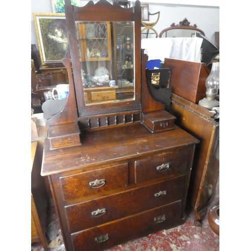 396 - A stunning antique Irish mirror back dressing table, 104cm x 177cm x 44cm.