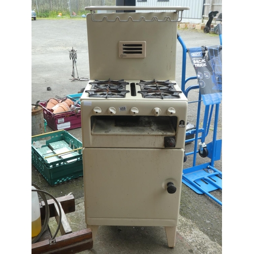 459 - A vintage New World enamel four ring gas cooker (untested).