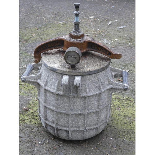 487 - An antique Easiwork, London pressure cooker, 50cm.