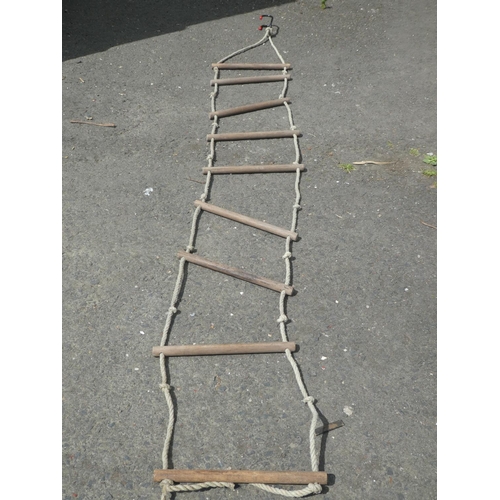 504 - A vintage rope ladder.