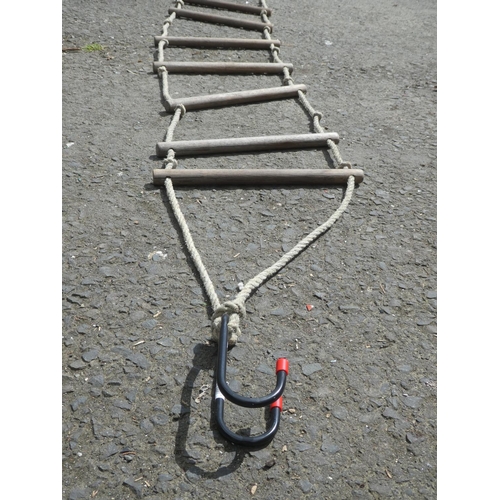 504 - A vintage rope ladder.