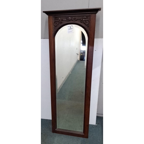 1 - Antique mirror with carved wooden frame. The frame is detailed with floral motifs. Measuring 103cm x... 