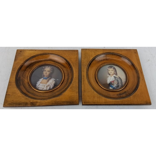 142 - Pair of Hand-painted miniature portraits of man and woman in Renaissance attire, each framed in circ... 