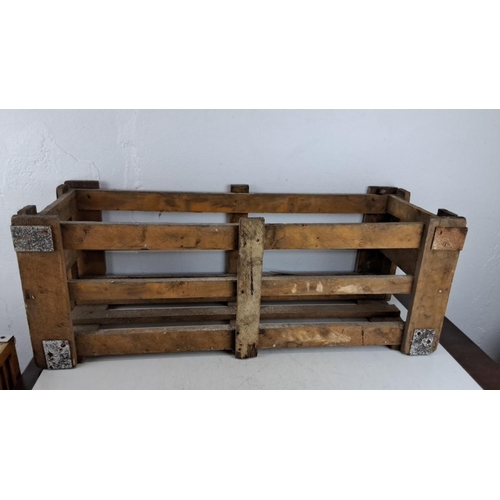 459 - Vintage wooden crate with metal-reinforced corners. Dimensions:81cm x 30cm x 30cm.