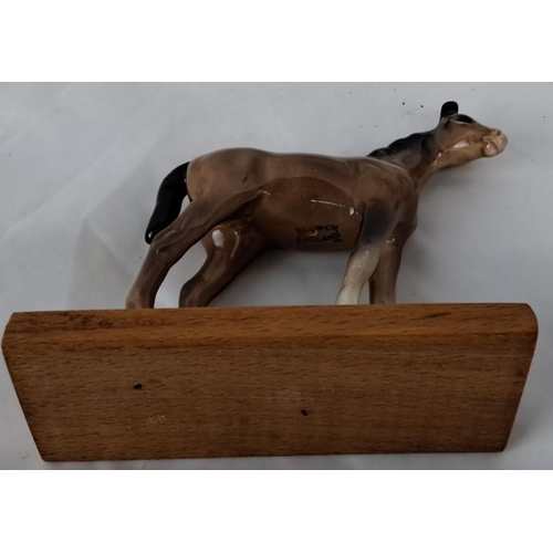 30 - A small vintage Beswick horse/ foal.