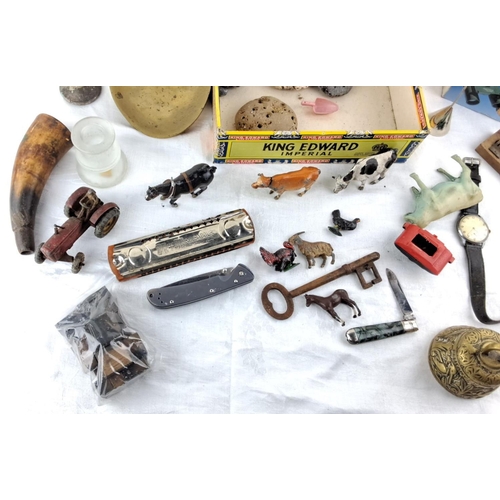 10 - Mixed lot of vintage collectibles includes King Edward tobacco box, pocket knives, assorted miniatur... 