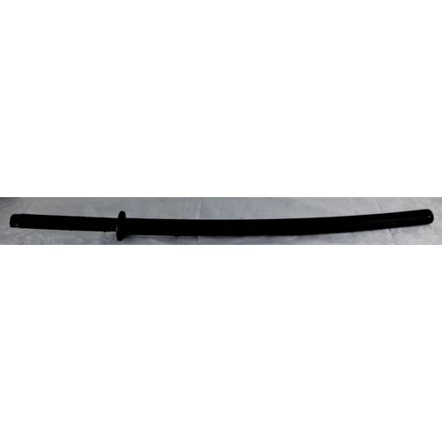 72 - Japanese katana with a black lacquered scabbard.