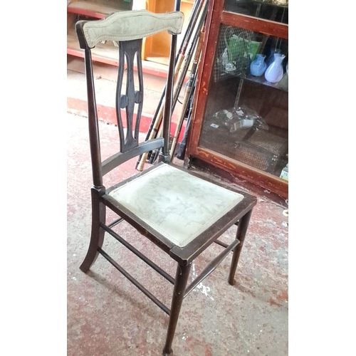 578 - Edwardian mahogany side chair with upholstered seat and top rail, featuring classic splat back desig... 