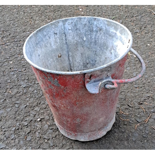 60 - Vintage metal fire bucket.