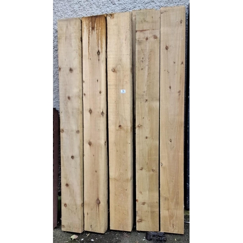 76 - A set of 10 wooden sleepers.