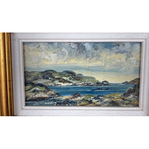 116 - Oil on canvas seascape painting in a gold and white wooden frame, featuring an impressionist depicti... 