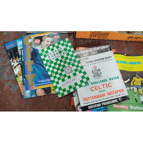 472 - Collection of over 40 football match programs, including notable fixtures such as Celtic vs. Tottenh... 