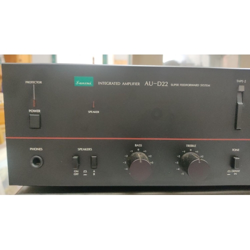 385 - Sansui Integrated Amplifier AU-D22 and Technics Compact Disc Player SL-PG390.