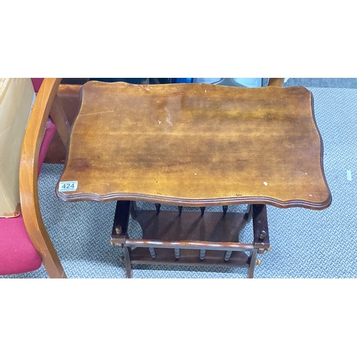 424 - Vintage wooden side table with scalloped edge and lower magazine rack.