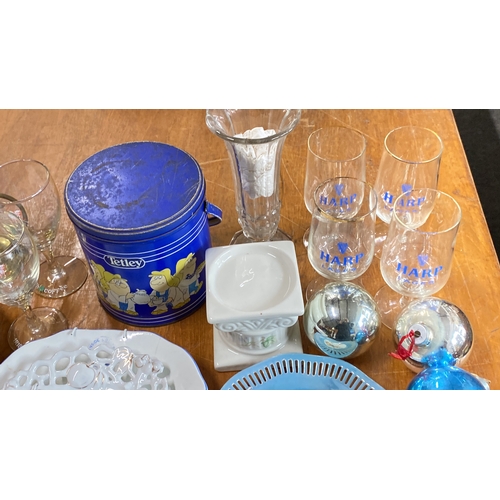 427 - Mixed lot including commemorative plates, brass and ceramic lamps, glassware, Tetley tea tin, blue a... 