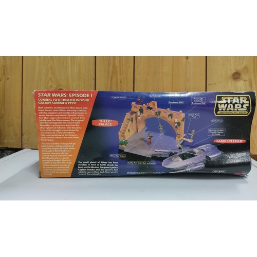 449 - Star Wars Episode I Action Fleet Gian Speeder & Theed Palace set by Galoob. Released 1999.