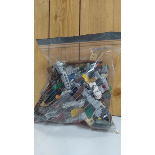 459 - Mixed lot of assorted Star Wars LEGO pieces in a clear resealable bag. Various colours and shapes.