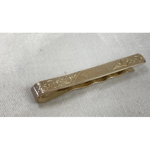 108 - Sterling silver tie clip, engraved design, Birmingham assay, 1978. Maker's mark: JH for John Henry, ... 