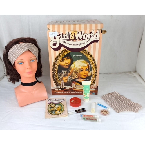 26 - Vintage Palitoy 'Girls World' styling model, complete with original accessories and box from the 197... 