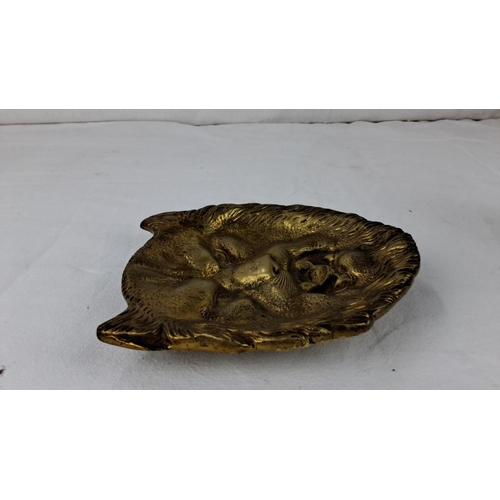 45 - Brass lion head coin dish with intricate detailing, depicting a fierce expression. Victorian or Edwa... 