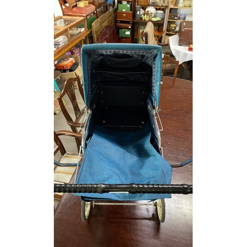 487 - Vintage Swallow stroller, blue fabric with metallic frame and four wheels, from mid-20th century. Cl... 