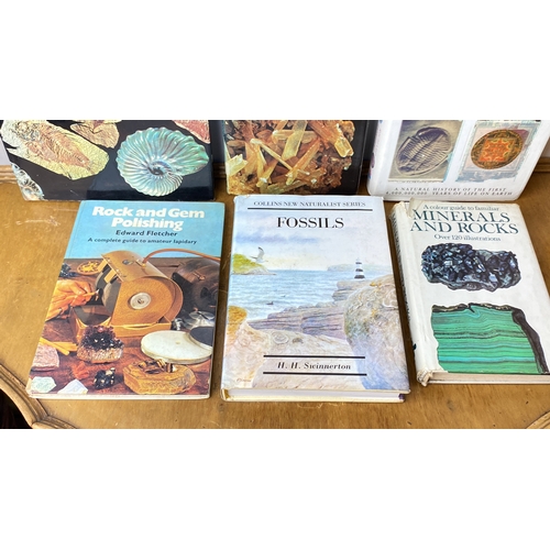 202 - Set of six books on fossils and minerals includes titles by H.H. Swinnerton and Anita Mason. Feature... 