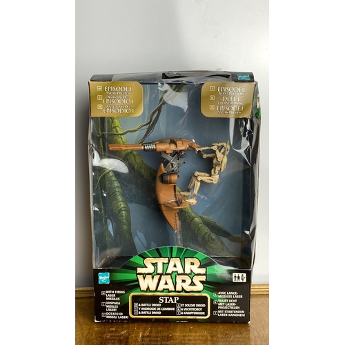 264 - Star Wars Episode I Sneak Preview STAP and Battle Droid action figure by Hasbro. Includes firing las... 