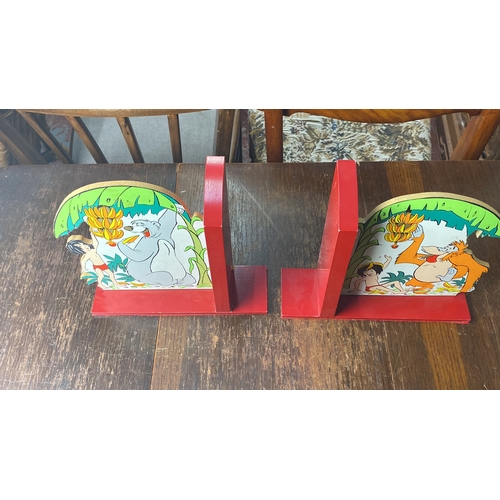 366 - Pair of vintage Jungle Book-themed wooden bookends, featuring colourful character illustrations.