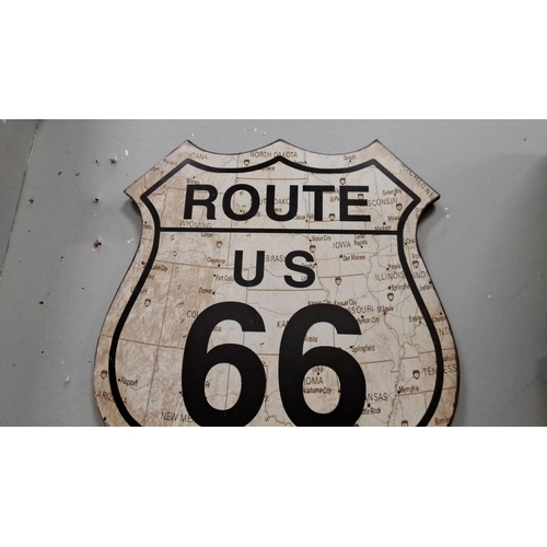 181 - Metal sign with a Route 66 vintage style and a map background.