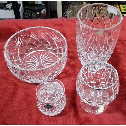 560 - Set of four pieces of Royal Brierley English lead crystal pieces, featuring intricate designs. Inclu... 