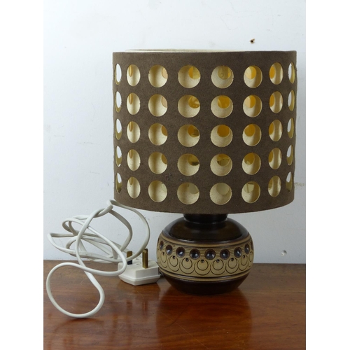 21 - A 1970s West German table lamp in a Carstens Heuckeroth style, measuring 33cm including shade.