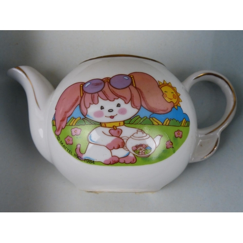 111 - A vintage boxed Poochie tea set.